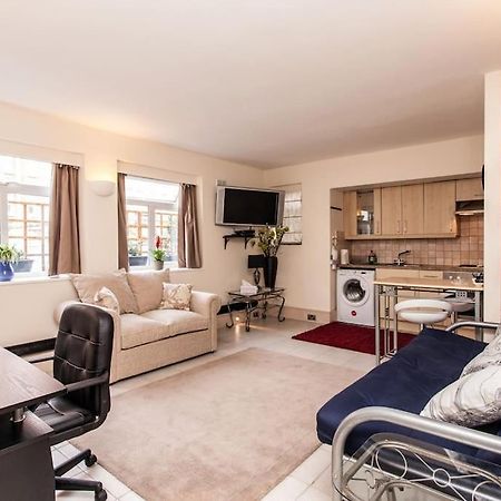 Awesome Apartment In The Heart Of Camden Town London Ngoại thất bức ảnh