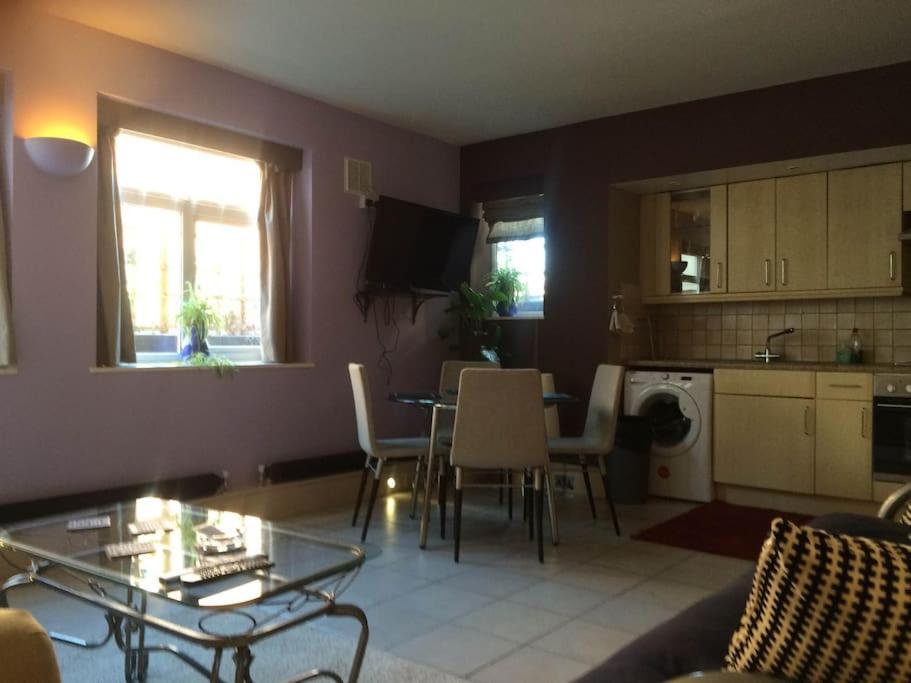 Awesome Apartment In The Heart Of Camden Town London Ngoại thất bức ảnh