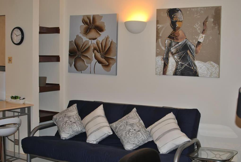 Awesome Apartment In The Heart Of Camden Town London Ngoại thất bức ảnh