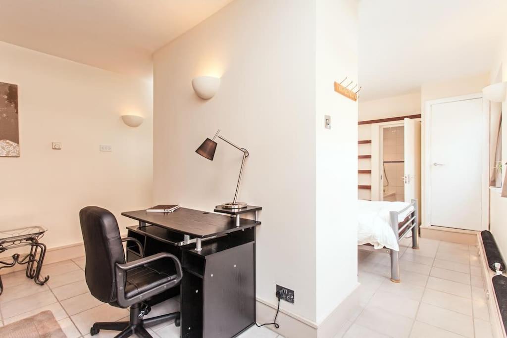 Awesome Apartment In The Heart Of Camden Town London Ngoại thất bức ảnh